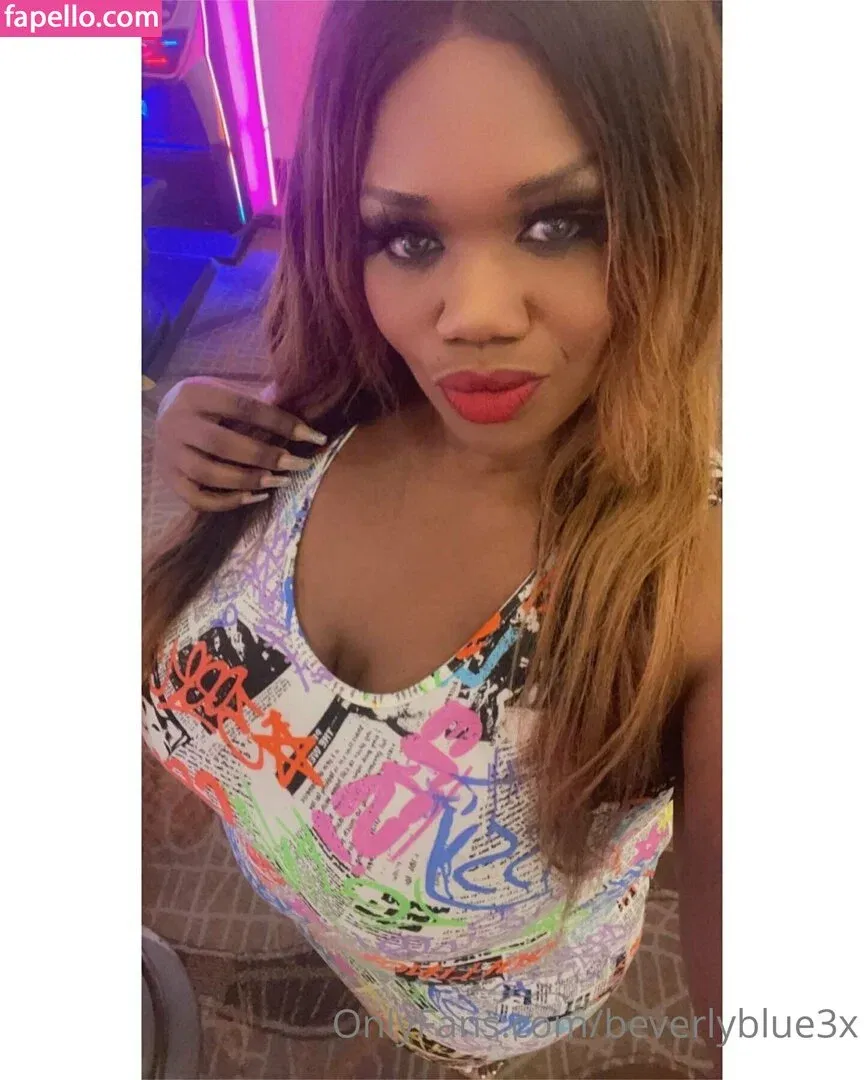 beverlyblue3x / beverlyblueofficial Onlyfans Photo Gallery 