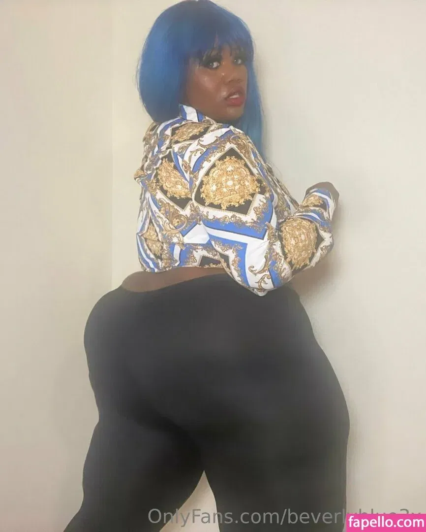 beverlyblue3x / beverlyblueofficial Onlyfans Photo Gallery 