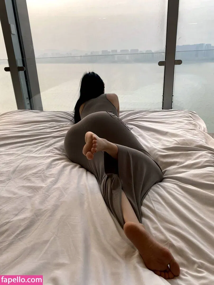 QiaoniuTT / qiaoniu_tt / 俏妞 Onlyfans Photo Gallery 