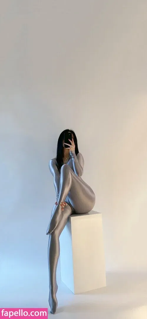 QiaoniuTT / qiaoniu_tt / 俏妞 Onlyfans Photo Gallery 