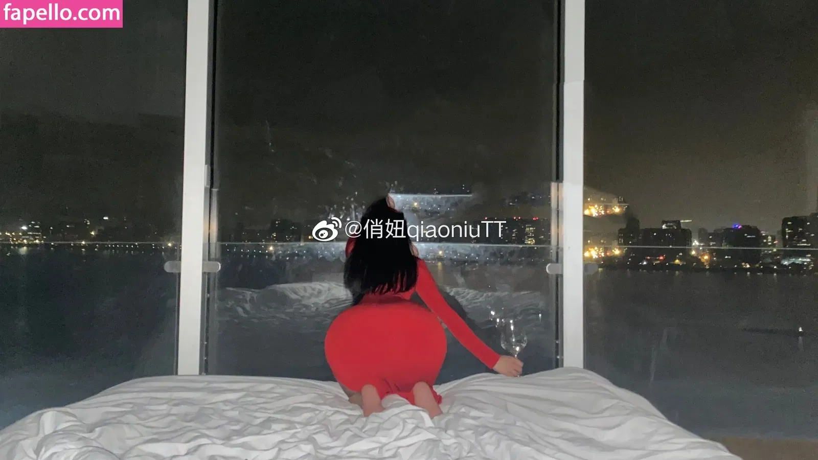 QiaoniuTT / qiaoniu_tt / 俏妞 Onlyfans Photo Gallery 