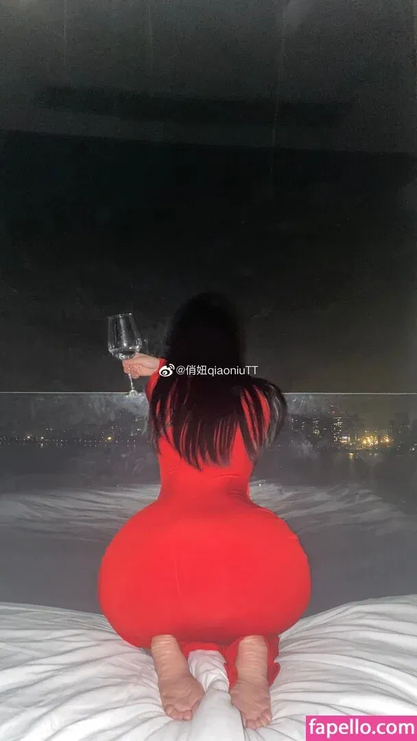 QiaoniuTT / qiaoniu_tt / 俏妞 Onlyfans Photo Gallery 
