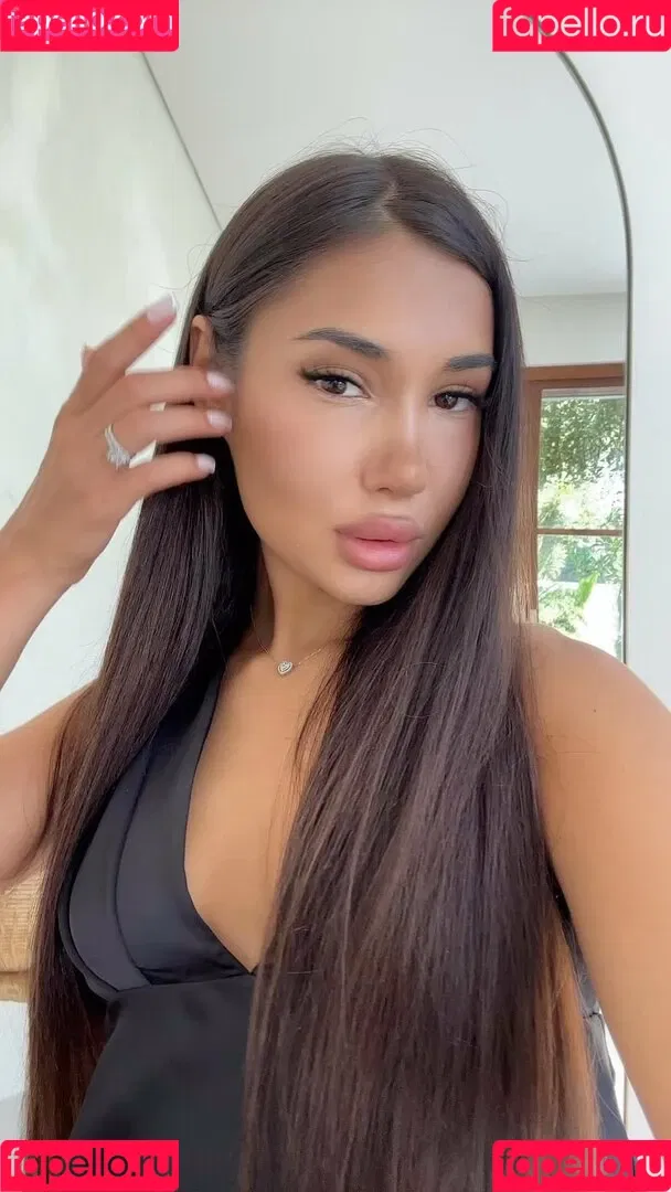 Ariana Diamond / Arianadiamonnd / its.arianadiamond Onlyfans Photo Gallery 