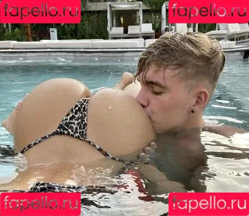 Ariana Diamond / Arianadiamonnd / its.arianadiamond Onlyfans Photo Gallery 