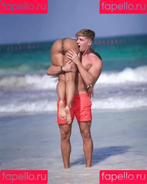 Ariana Diamond / Arianadiamonnd / its.arianadiamond Onlyfans Photo Gallery 