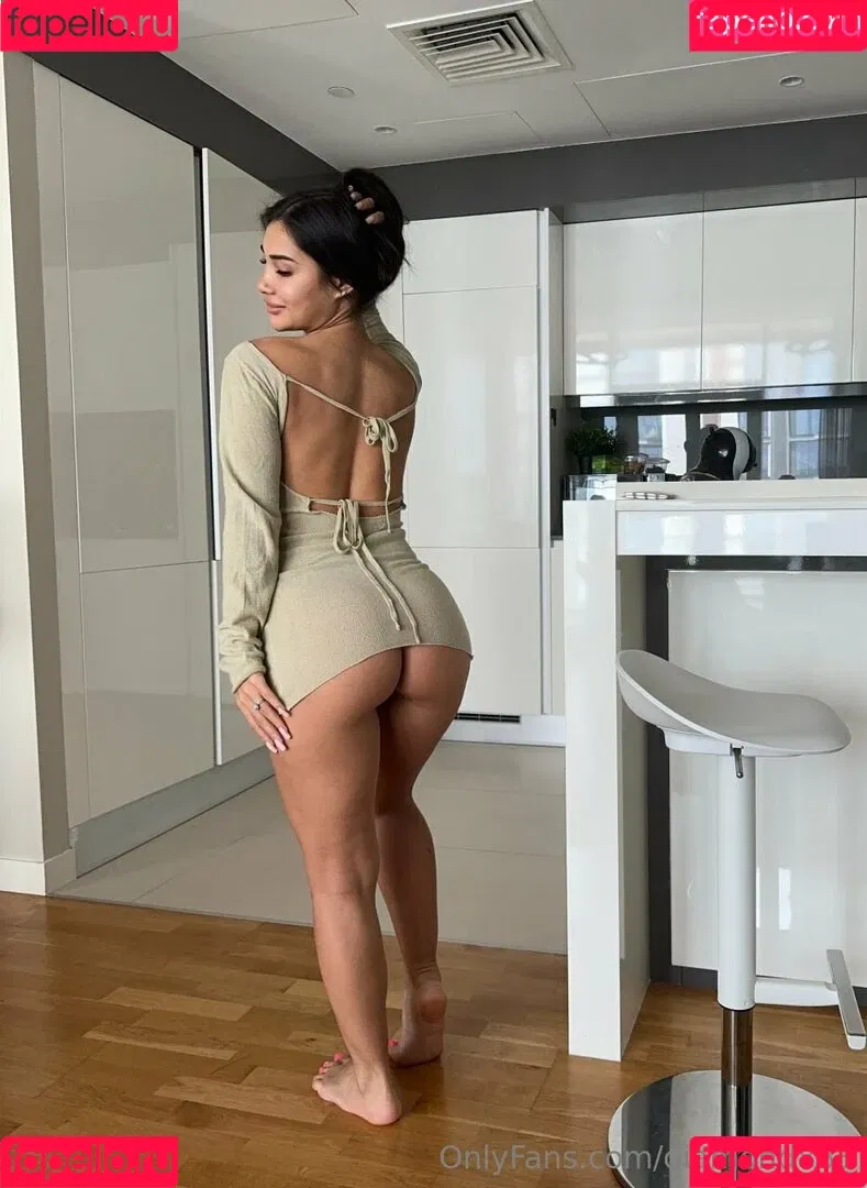 Ariana Diamond / Arianadiamonnd / its.arianadiamond Onlyfans Photo Gallery 
