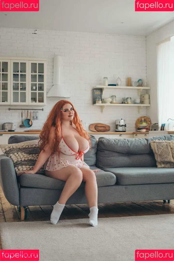 alenaost / alenaost__ Onlyfans Photo Gallery 