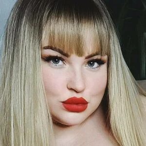 alenaost / alenaost__ Onlyfans Photo Gallery 