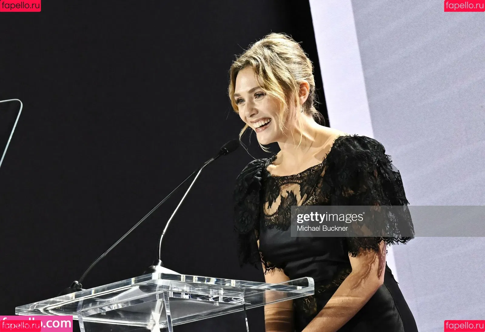 Elizabeth Olsen / elizabetholsendaily / lizabeth_olsen Onlyfans Photo Gallery 