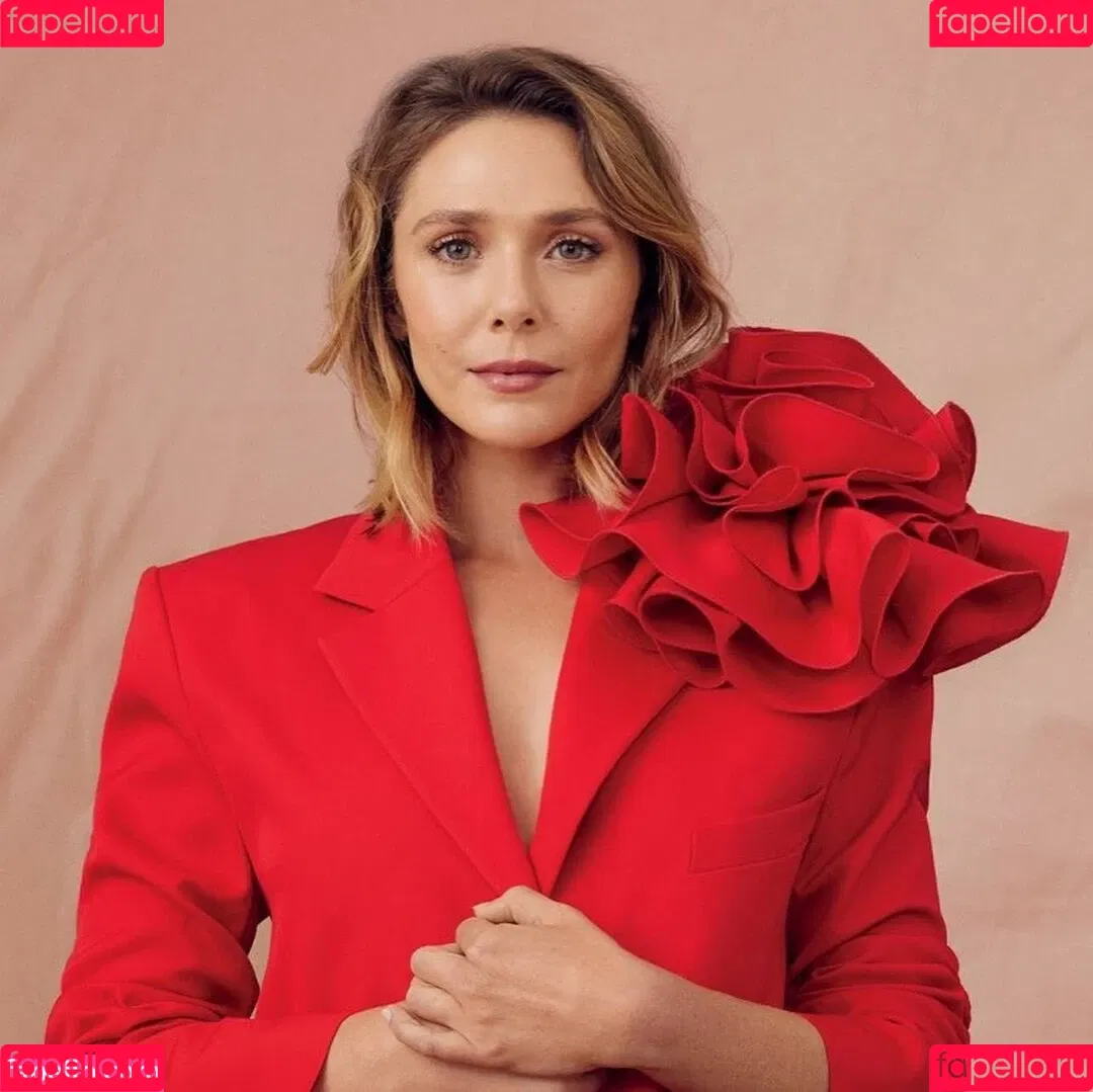 Elizabeth Olsen / elizabetholsendaily / lizabeth_olsen Onlyfans Photo Gallery 
