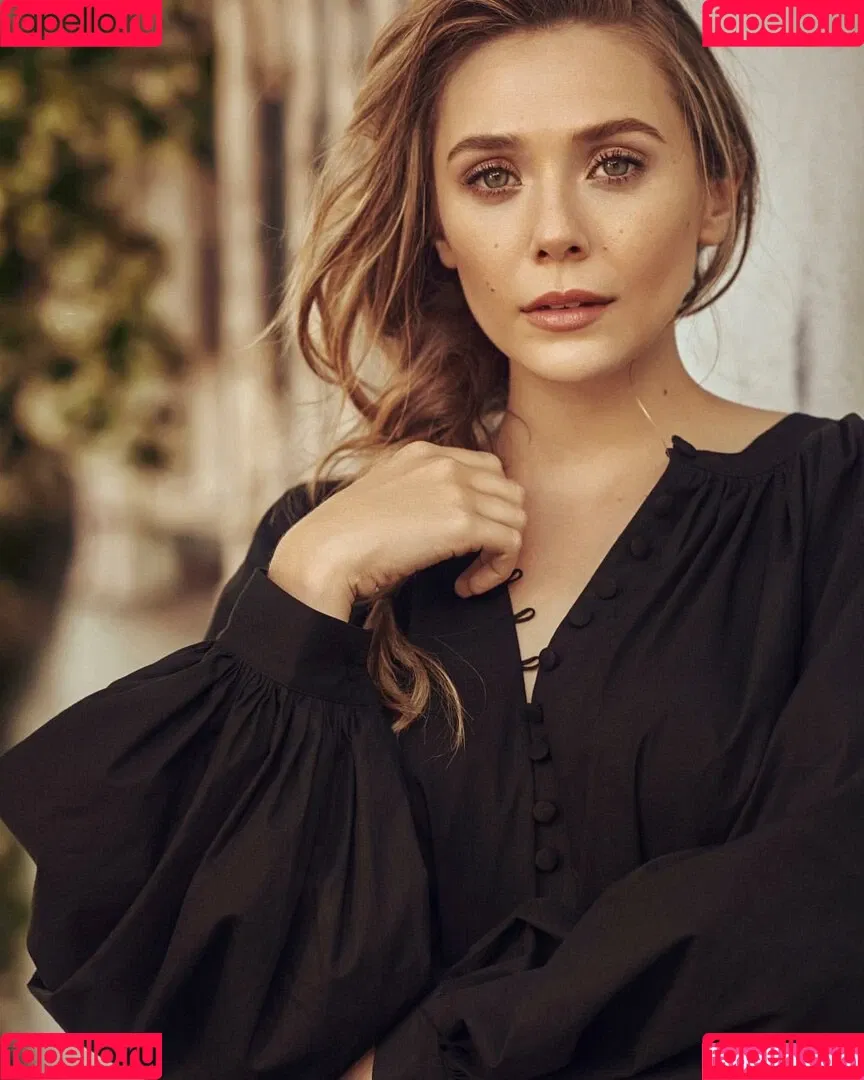 Elizabeth Olsen / elizabetholsendaily / lizabeth_olsen Onlyfans Photo Gallery 