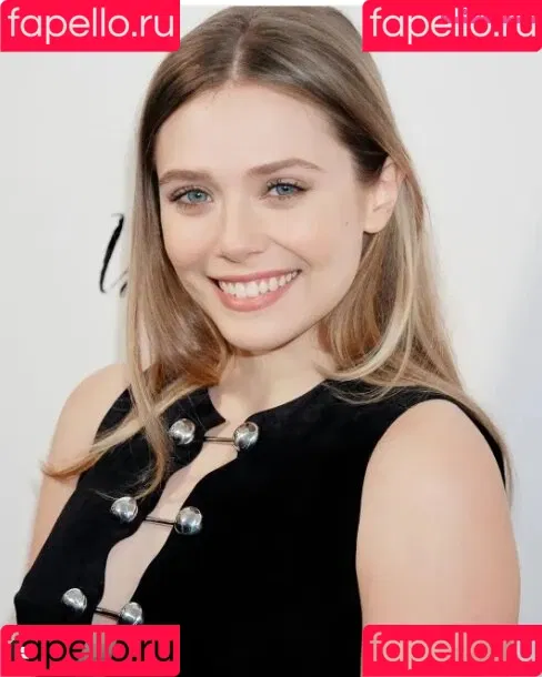 Elizabeth Olsen / elizabetholsendaily / lizabeth_olsen Onlyfans Photo Gallery 
