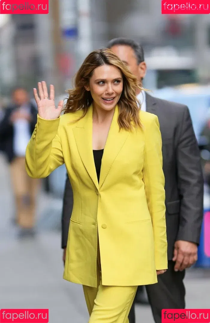 Elizabeth Olsen / elizabetholsendaily / lizabeth_olsen Onlyfans Photo Gallery 