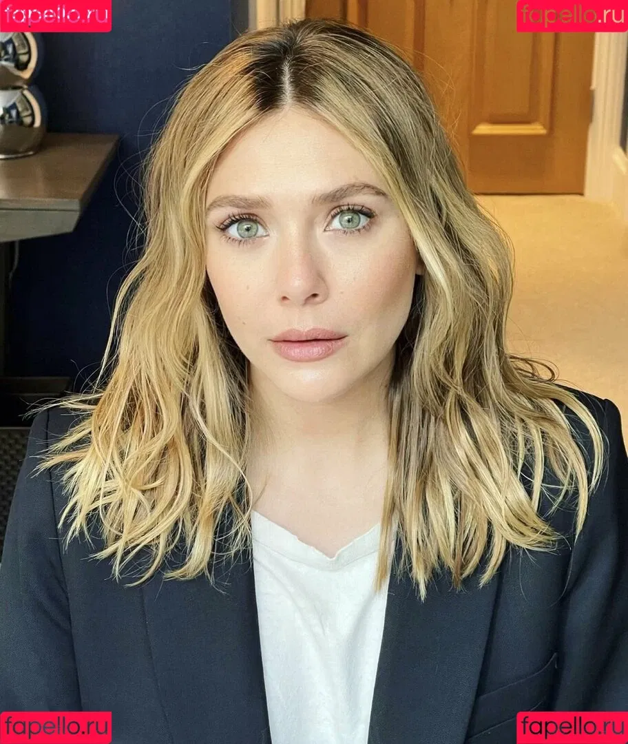 Elizabeth Olsen / elizabetholsendaily / lizabeth_olsen Onlyfans Photo Gallery 