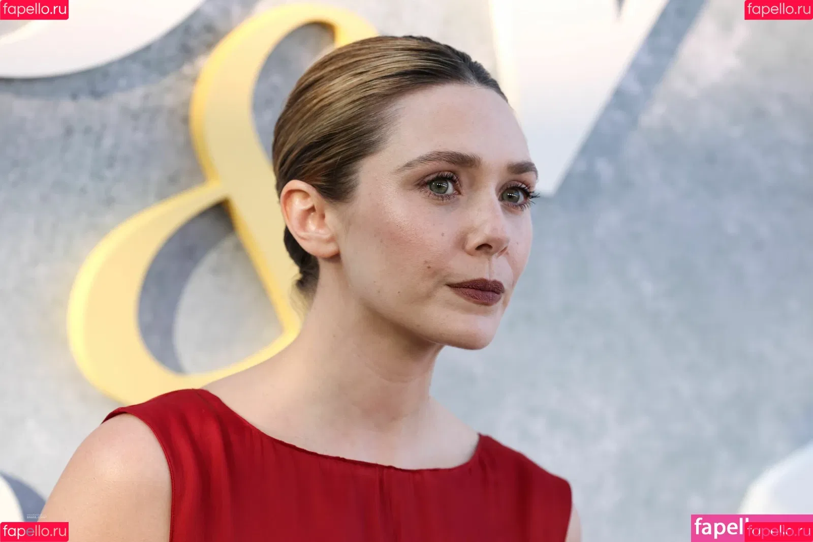Elizabeth Olsen / elizabetholsendaily / lizabeth_olsen Onlyfans Photo Gallery 