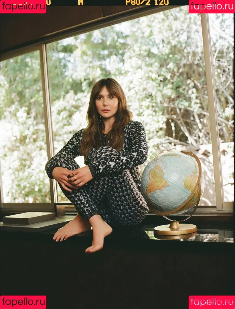 Elizabeth Olsen / elizabetholsendaily / lizabeth_olsen Onlyfans Photo Gallery 