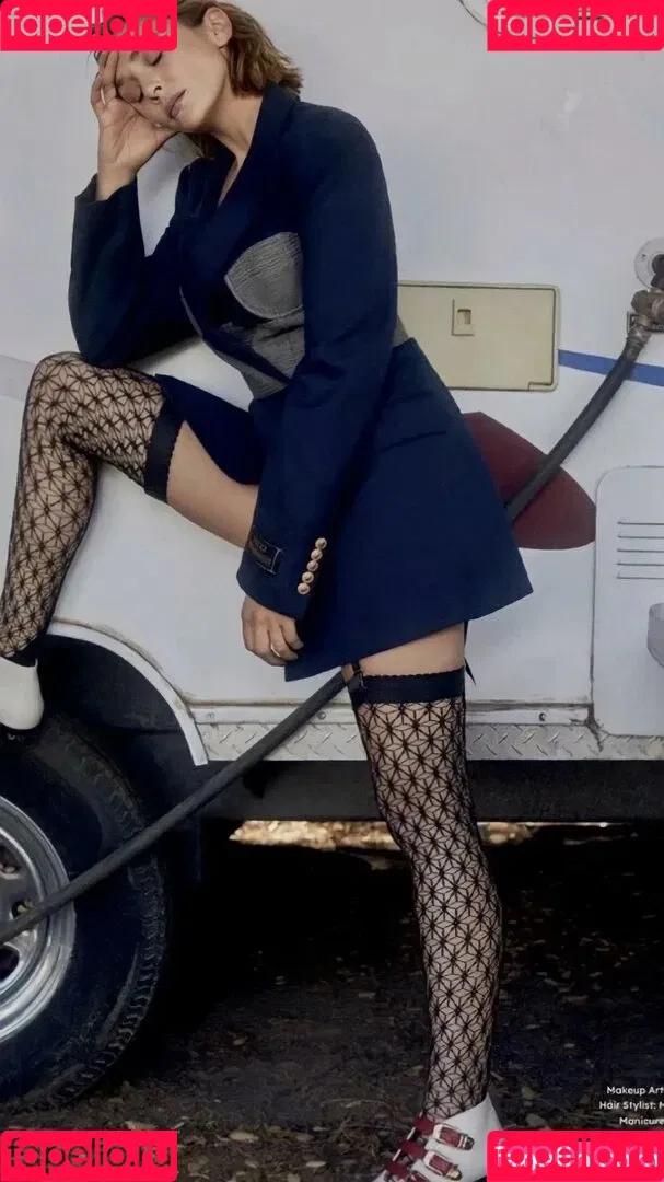 Elizabeth Olsen / elizabetholsendaily / lizabeth_olsen Onlyfans Photo Gallery 