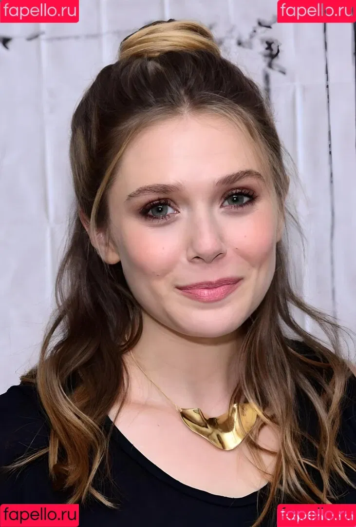 Elizabeth Olsen / elizabetholsendaily / lizabeth_olsen Onlyfans Photo Gallery 