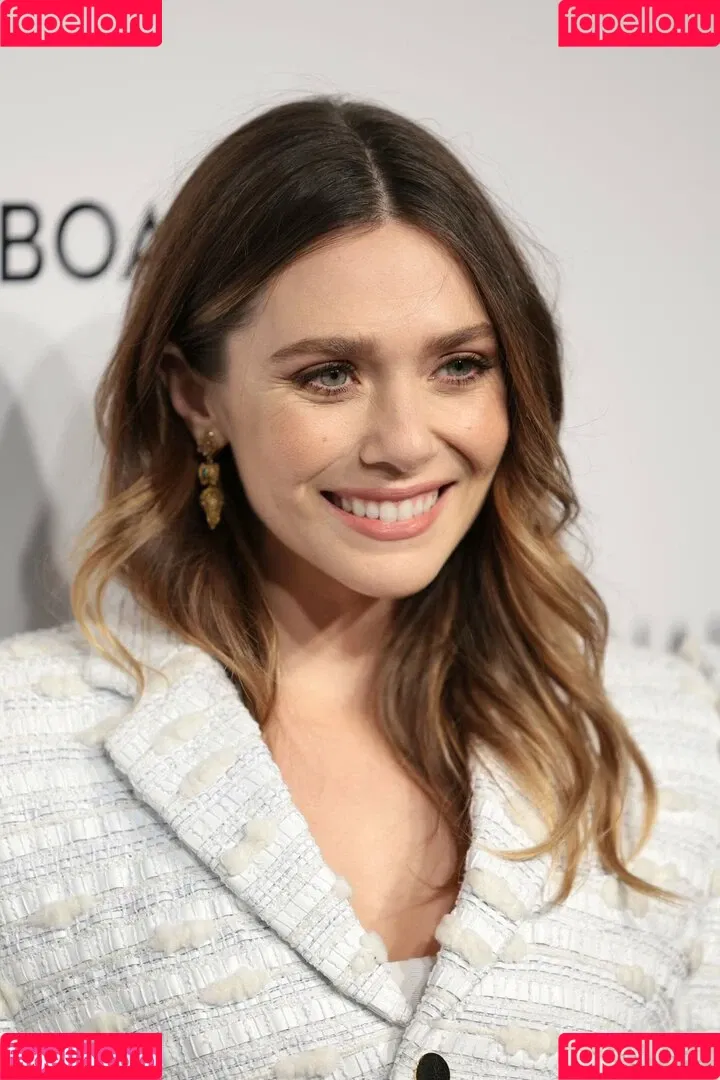 Elizabeth Olsen / elizabetholsendaily / lizabeth_olsen Onlyfans Photo Gallery 