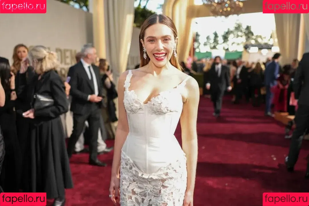 Elizabeth Olsen / elizabetholsendaily / lizabeth_olsen Onlyfans Photo Gallery 