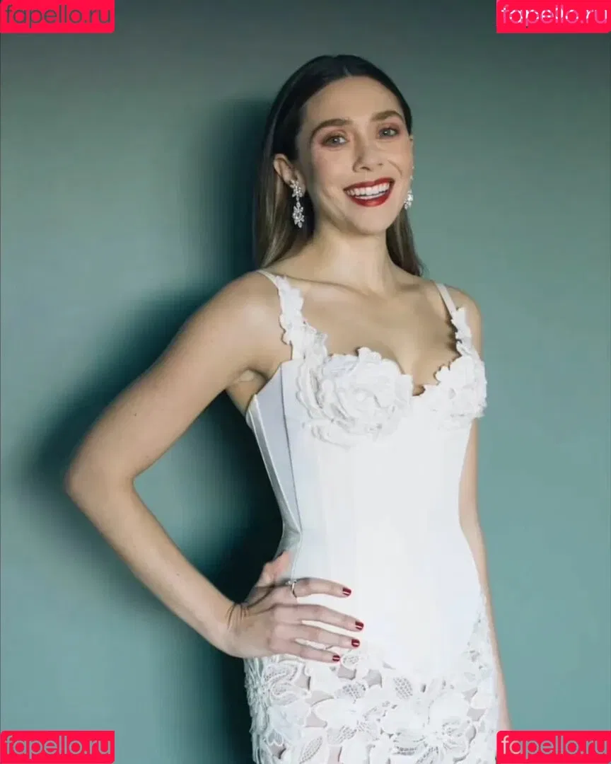 Elizabeth Olsen / elizabetholsendaily / lizabeth_olsen Onlyfans Photo Gallery 