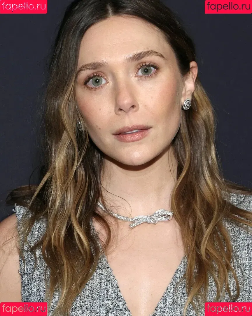Elizabeth Olsen / elizabetholsendaily / lizabeth_olsen Onlyfans Photo Gallery 