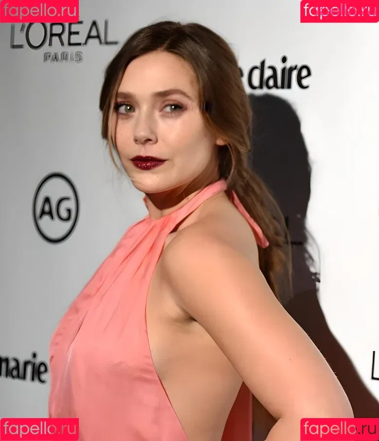 Elizabeth Olsen / elizabetholsendaily / lizabeth_olsen Onlyfans Photo Gallery 