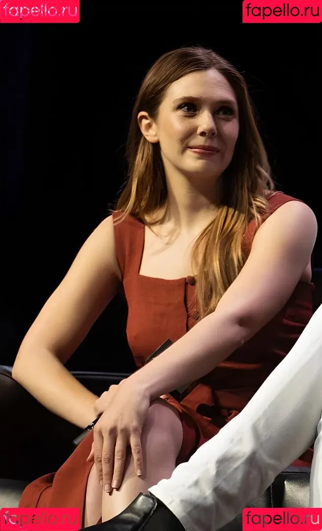 Elizabeth Olsen / elizabetholsendaily / lizabeth_olsen Onlyfans Photo Gallery 