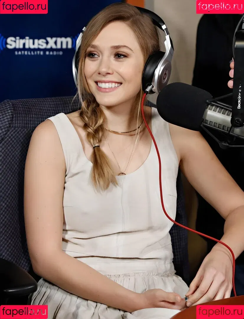 Elizabeth Olsen / elizabetholsendaily / lizabeth_olsen Onlyfans Photo Gallery 