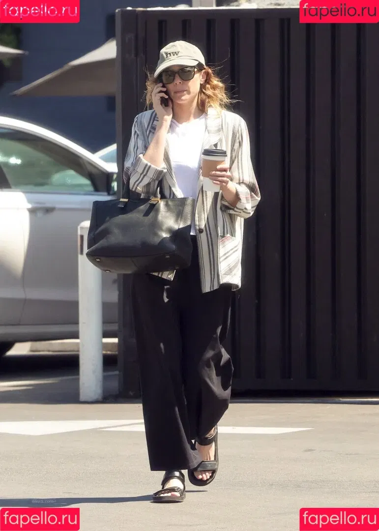 Elizabeth Olsen / elizabetholsendaily / lizabeth_olsen Onlyfans Photo Gallery 