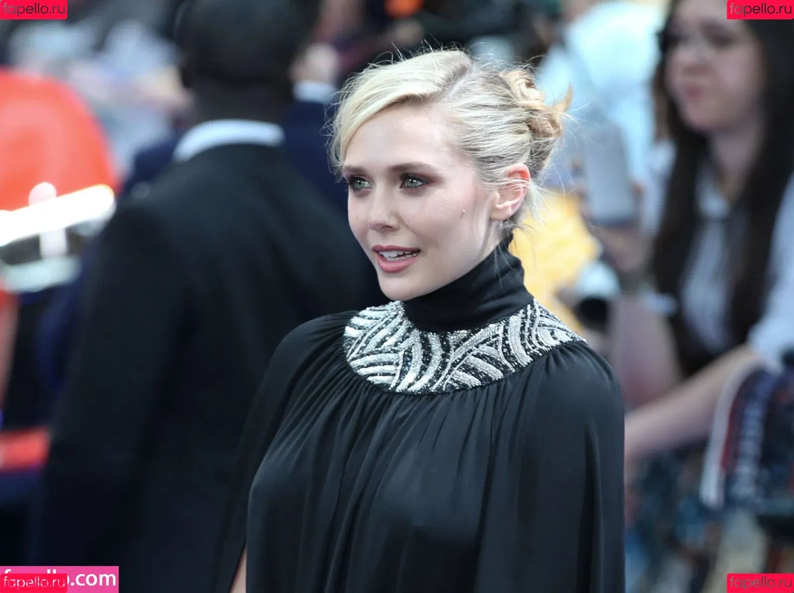 Elizabeth Olsen / elizabetholsendaily / lizabeth_olsen Onlyfans Photo Gallery 