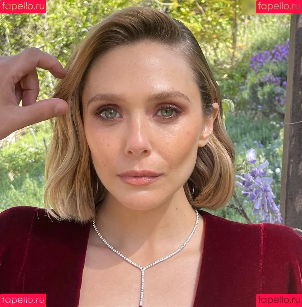Elizabeth Olsen / elizabetholsendaily / lizabeth_olsen Onlyfans Photo Gallery 