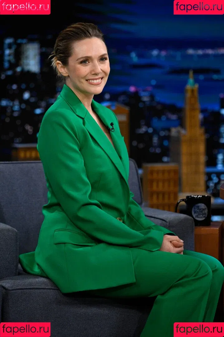 Elizabeth Olsen / elizabetholsendaily / lizabeth_olsen Onlyfans Photo Gallery 