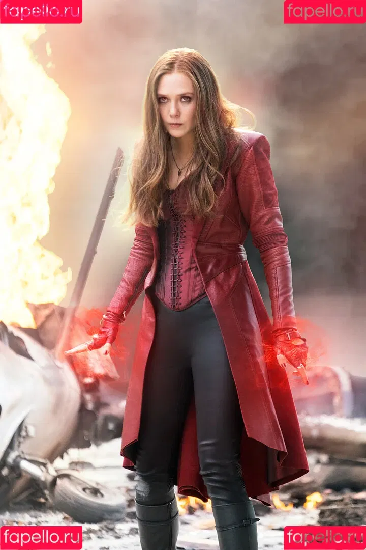 Elizabeth Olsen / elizabetholsendaily / lizabeth_olsen Onlyfans Photo Gallery 