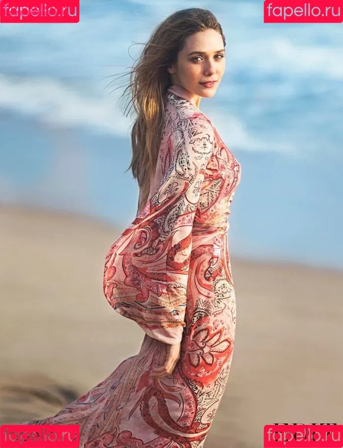 Elizabeth Olsen / elizabetholsendaily / lizabeth_olsen Onlyfans Photo Gallery 