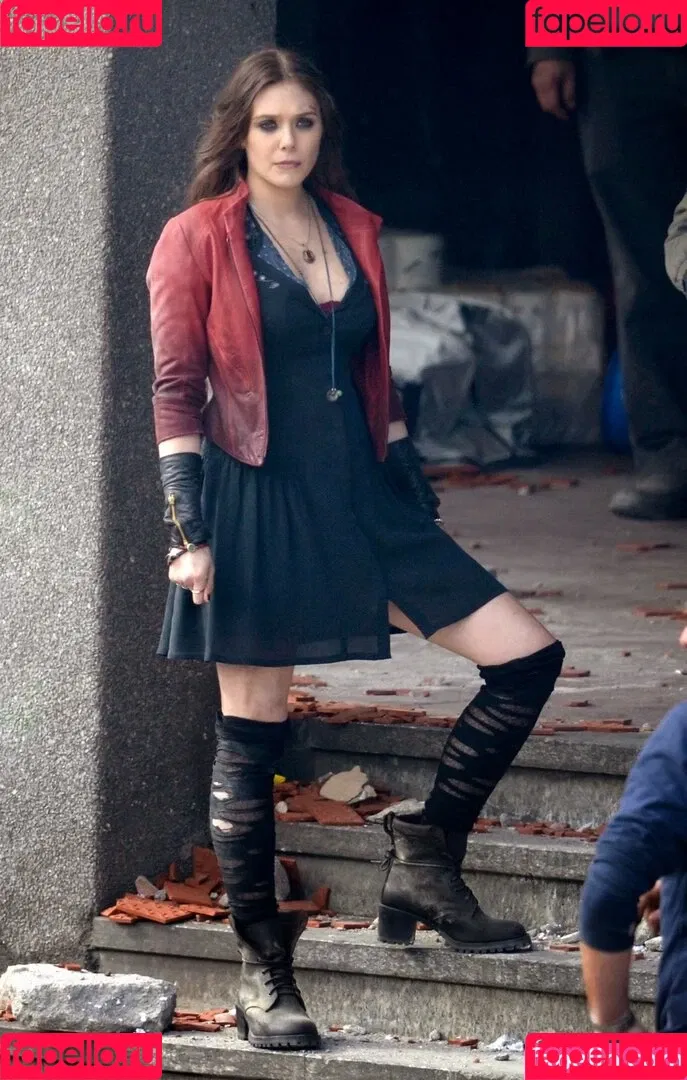 Elizabeth Olsen / elizabetholsendaily / lizabeth_olsen Onlyfans Photo Gallery 
