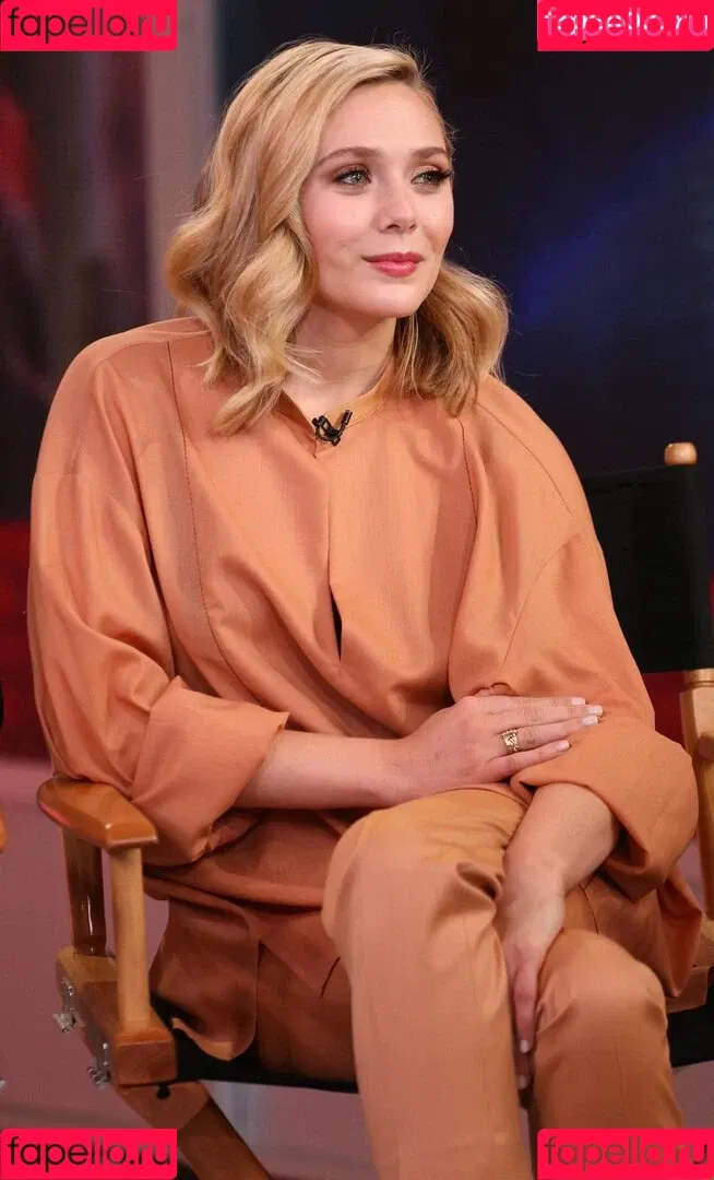Elizabeth Olsen / elizabetholsendaily / lizabeth_olsen Onlyfans Photo Gallery 