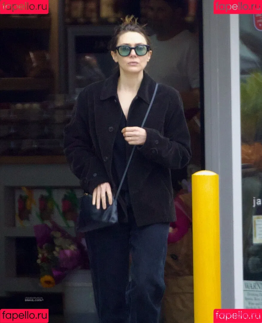 Elizabeth Olsen / elizabetholsendaily / lizabeth_olsen Onlyfans Photo Gallery 