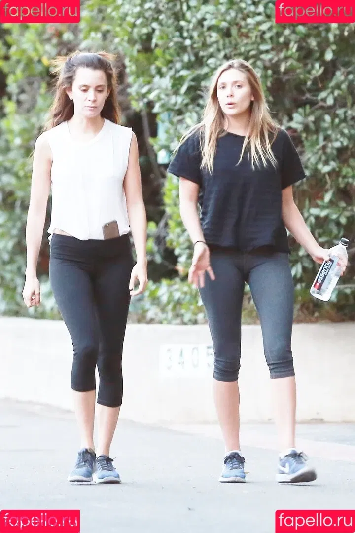 Elizabeth Olsen / elizabetholsendaily / lizabeth_olsen Onlyfans Photo Gallery 