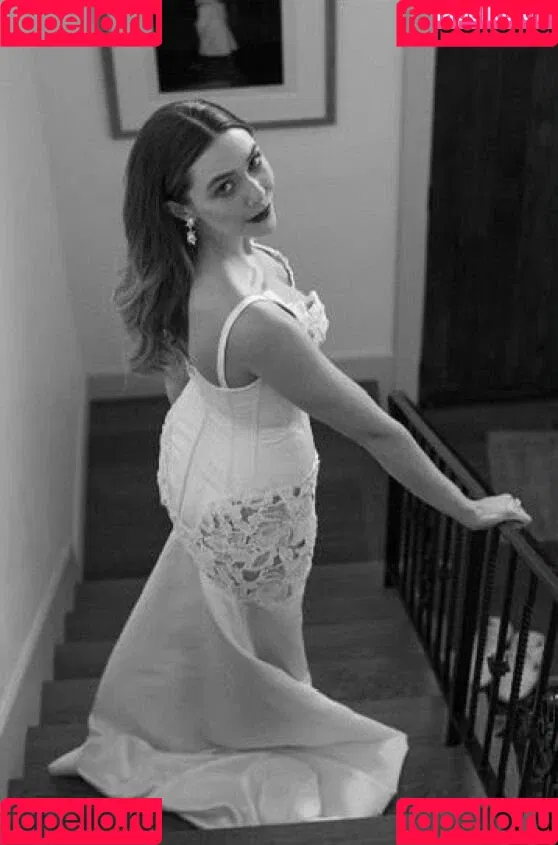 Elizabeth Olsen / elizabetholsendaily / lizabeth_olsen Onlyfans Photo Gallery 