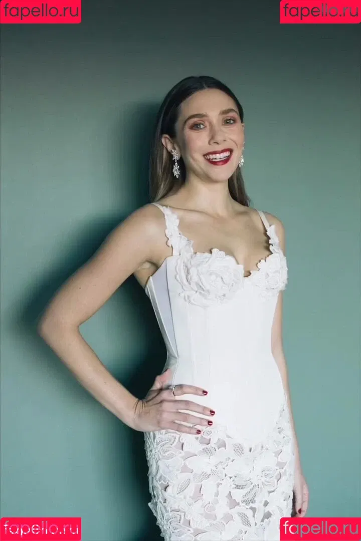Elizabeth Olsen / elizabetholsendaily / lizabeth_olsen Onlyfans Photo Gallery 