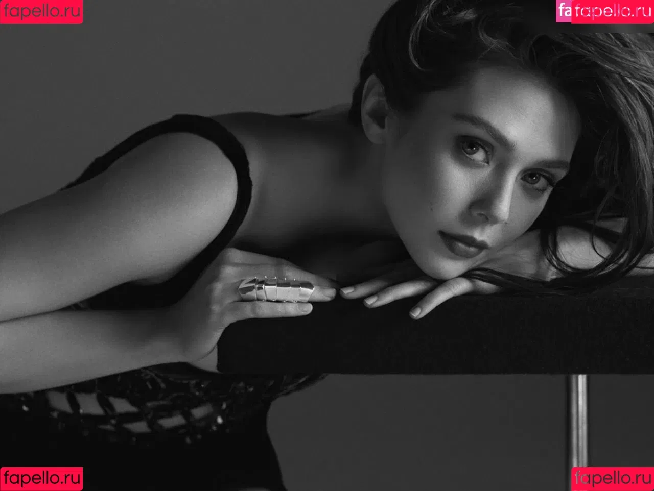 Elizabeth Olsen / elizabetholsendaily / lizabeth_olsen Onlyfans Photo Gallery 