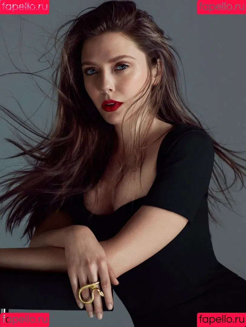 Elizabeth Olsen / elizabetholsendaily / lizabeth_olsen Onlyfans Photo Gallery 