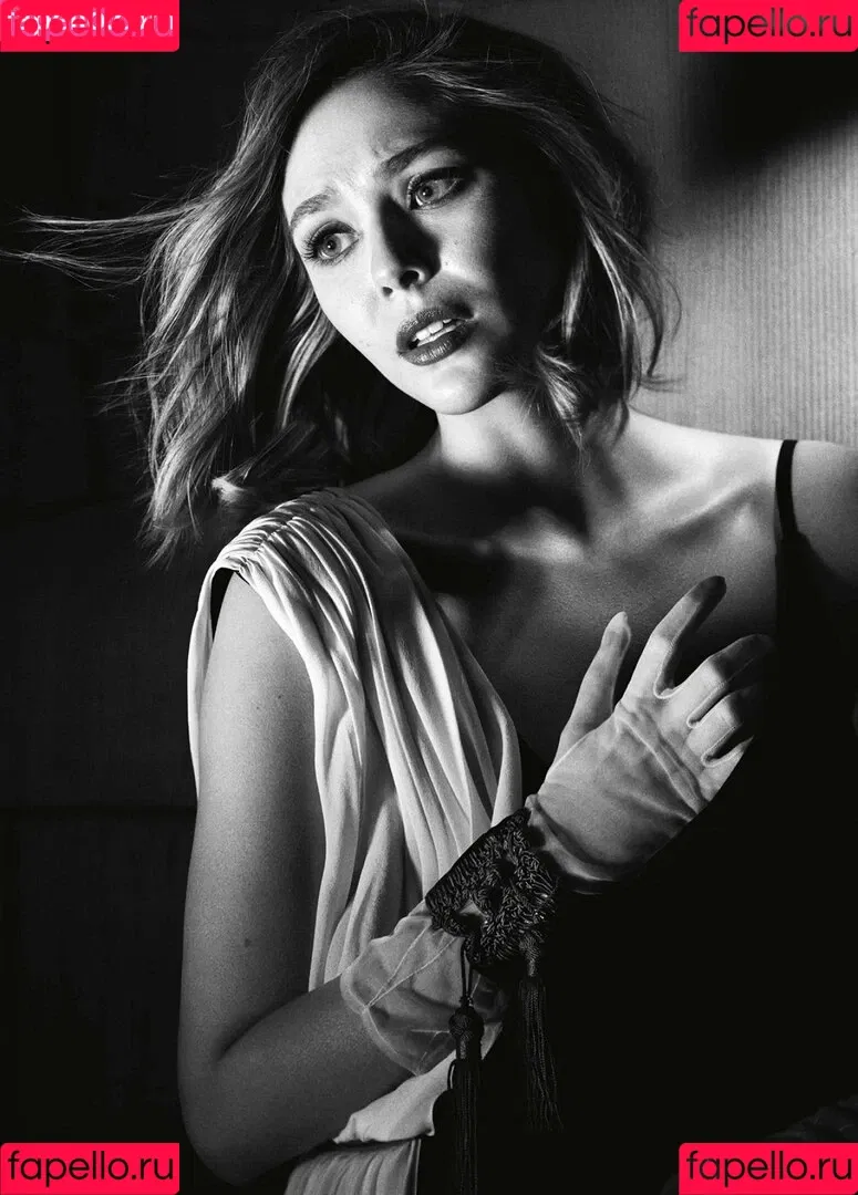 Elizabeth Olsen / elizabetholsendaily / lizabeth_olsen Onlyfans Photo Gallery 