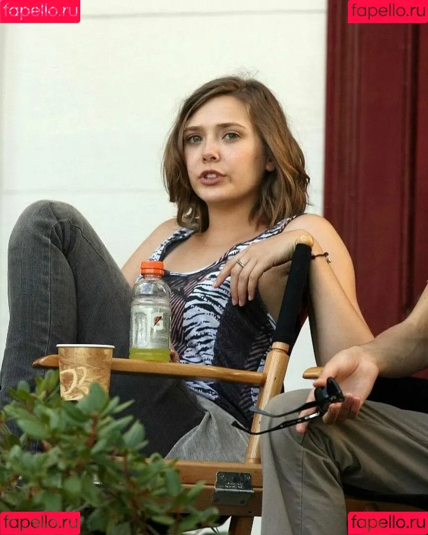 Elizabeth Olsen / elizabetholsendaily / lizabeth_olsen Onlyfans Photo Gallery 