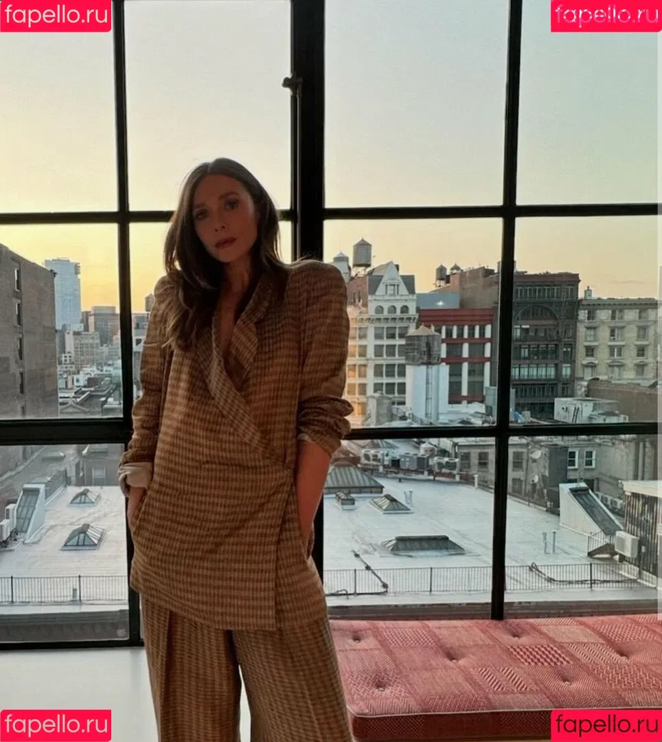 Elizabeth Olsen / elizabetholsendaily / lizabeth_olsen Onlyfans Photo Gallery 