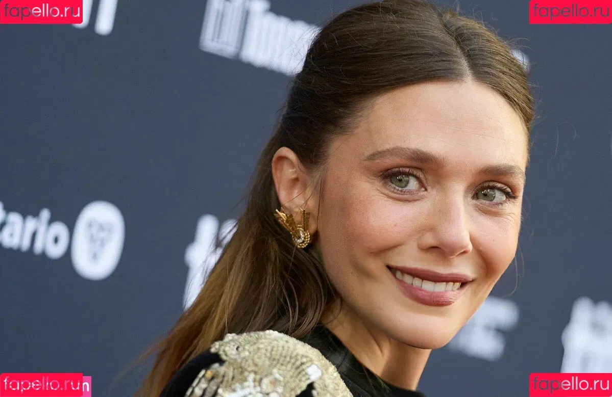 Elizabeth Olsen / elizabetholsendaily / lizabeth_olsen Onlyfans Photo Gallery 