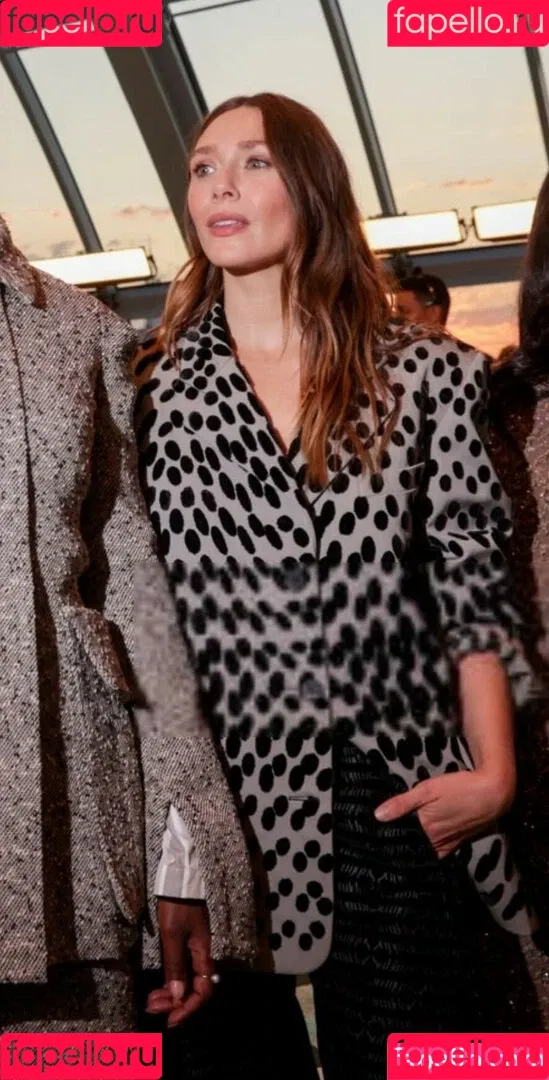 Elizabeth Olsen / elizabetholsendaily / lizabeth_olsen Onlyfans Photo Gallery 