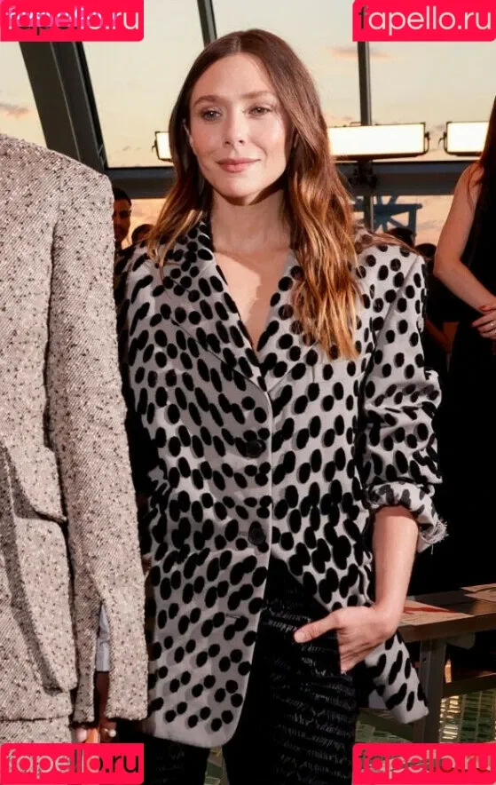 Elizabeth Olsen / elizabetholsendaily / lizabeth_olsen Onlyfans Photo Gallery 