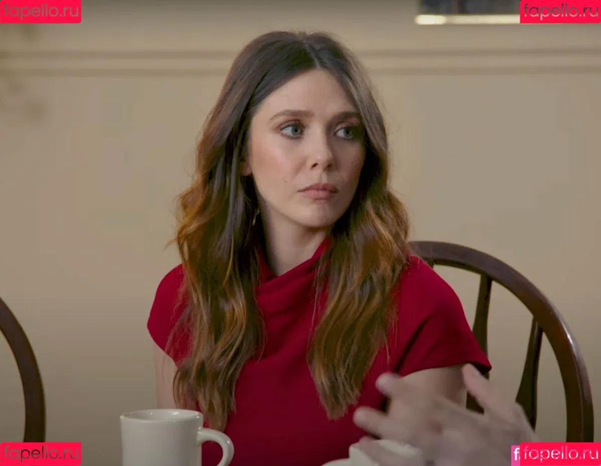 Elizabeth Olsen / elizabetholsendaily / lizabeth_olsen Onlyfans Photo Gallery 